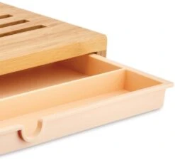 Alessi Brooodsnijplank Sbriciola - GAG02 - 42 X 27 Cm - Door Anna & Gian Franco Gasparini -Le Creuset Winkel 04 GAG02 6ceaea9c 34a7 4308 936e 6572d6d9b418