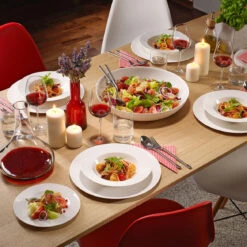 Villeroy & Boch Onderbord For Me - ø 32 Cm -Le Creuset Winkel 1041532680 on use 1