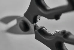 Wusthof Keukenschaar 18 Cm 7 Wusthof Keukenschaar 18 Cm -Le Creuset Winkel 1049594907 detail 02 47f8cbc4 57e1 49e5 84ff 3bca63709f90