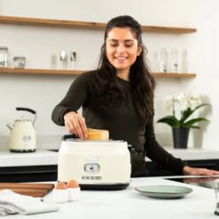 Westinghouse Retro Waterkoker + Broodrooster 2 Sleuven - Wit -Le Creuset Winkel 1200x1200 20