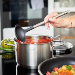 Rosle Basic Line Sauslepel - RVS / Siliconen - 28 Cm 5 Rosle Basic Line Sauslepel - RVS / Siliconen - 28 Cm -Le Creuset Winkel 13703 02 Sossenloeffel 28cm Basic Line