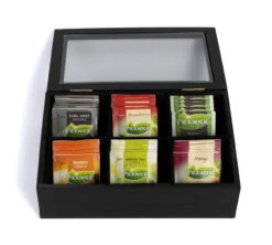 Sakura Tea Theedoos - Zwart - 6-vaks - Met Fluweel - 24 X 16 Cm 8 Sakura Tea Theedoos - Zwart - 6-vaks - Met Fluweel - 24 X 16 Cm -Le Creuset Winkel 3 6 vaks 8 scaled