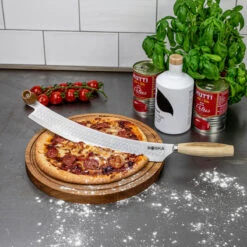Boska Pizza & Kaasmes Oslo+ -Le Creuset Winkel 320541 BOSKAPizza CheeseKnifeOslo 3 2400x