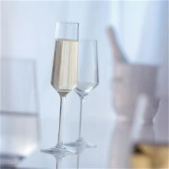 Zwiesel Glas Champagneglazen Pure - 215 Ml - 2 Stuks 7 Zwiesel Glas Champagneglazen Pure - 215 Ml - 2 Stuks -Le Creuset Winkel 4001836019873 extra pd1500x1500 2 0 1