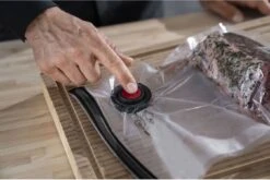 Zwilling Vacumeerzakken Fresh & Save - 35 X 26 Cm - Herbruikbaar - 10 Stuks 13 Zwilling Vacumeerzakken Fresh & Save - 35 X 26 Cm - Herbruikbaar - 10 Stuks -Le Creuset Winkel 4009839523786 21