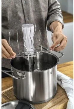 Zwilling Verstelbaar Sous Vide Rek Enfinigy - 15 Tot 47 Cm 13 Zwilling Verstelbaar Sous Vide Rek Enfinigy - 15 Tot 47 Cm -Le Creuset Winkel 4009839643897 4