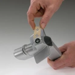 Westmark Kersenontpitter Kirschomat -Le Creuset Winkel 40702260 westmark kirschentkerner kirschomat kirschentsteiner 02