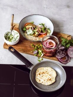 BK Koekenpan Granite Aluminium - ø 24 Cm - Keramische Anti-aanbaklaag -Le Creuset Winkel 4b7a81c737af5c910bc68788d9f4b70e94381b77 BK Inductiekoken PH00636 013 1