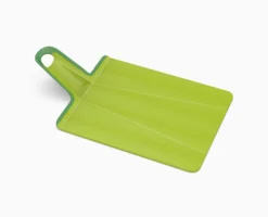 Joseph Joseph Snijplank Chop2Pot Plus 45 X 26 - Opvouwbaar - Groen 9 Joseph Joseph Snijplank Chop2Pot Plus 45 X 26 - Opvouwbaar - Groen -Le Creuset Winkel 60201 60204 Media 04