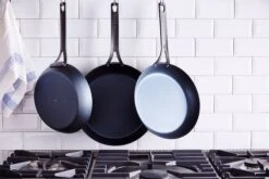 BK Koekenpan Black Steel - ø 30 Cm - Zonder Anti-aanbaklaag 11 BK Koekenpan Black Steel - ø 30 Cm - Zonder Anti-aanbaklaag -Le Creuset Winkel 6d3e0c782099da9be5bd2c072fccc05e516f1b0d BK BlackSteel Frypans Lifestyle 1 1