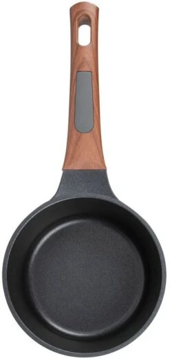 Resto Kitchenware Steelpan Capella - ø 16 Cm / 1.4 Liter - Standaard Anti-aanbaklaag 10 Resto Kitchenware Steelpan Capella - ø 16 Cm / 1.4 Liter - Standaard Anti-aanbaklaag -Le Creuset Winkel 93500.4260403579015.ver08