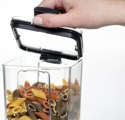 Sareva Voorraadpot - Kunststof - 700 Ml - 2 Stuks 8 Sareva Voorraadpot - Kunststof - 700 Ml - 2 Stuks -Le Creuset Winkel COOK3170 Edit 3