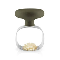 Eva Solo Knoflookpers Green Tools 5 Eva Solo Knoflookpers Green Tools -Le Creuset Winkel Eva Solo Green Tool Knoblauchpresse mit Knoblauch