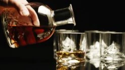 Liiton Whiskey Set Mount Everest - 5 Delige Set 10 Liiton Whiskey Set Mount Everest - 5 Delige Set -Le Creuset Winkel Everest Whiskey Set Clear 2