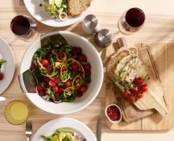 Joseph Joseph Saladeschaal - Met Slabestek - Uno - ø 30 Cm -Le Creuset Winkel JJ Uno SaladBowlAndServers Stone 20155 IS2 2000x