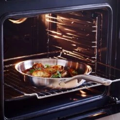 KitchenAid Koekenpan - Multi-Ply RVS - ø 24 Cm - Zonder Anti-aanbaklaag -Le Creuset Winkel KA Koekenpan Multiply Stainless 4 1