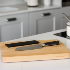 KitchenAid Santokumes Gourmet 18 Cm + Gratis Mesbeschermer -Le Creuset Winkel KitchenAid Santokumes Gourmet 18 cm gratis mesbeschermer 3