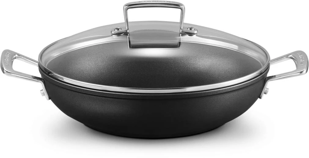 Le Creuset Hapjespan Met Deksel - Les Forgées TNS - ø 26 Cm / 2.7 Liter - Standaard Anti-aanbaklaag 1 Le Creuset Hapjespan Met Deksel - Les Forgées TNS - ø 26 Cm / 2.7 Liter - Standaard Anti-aanbaklaag