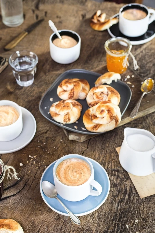 Maxwell & Williams Kop En Schotel Tint Lichtgrijs 100 Ml 2 Maxwell & Williams Kop En Schotel Tint Lichtgrijs 100 Ml - Afbeelding 2