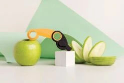 Ototo Spiraalsnijder/Appelboor Toco 9 Ototo Spiraalsnijder/Appelboor Toco -Le Creuset Winkel Ototo Spiraalsnijder Toco 5