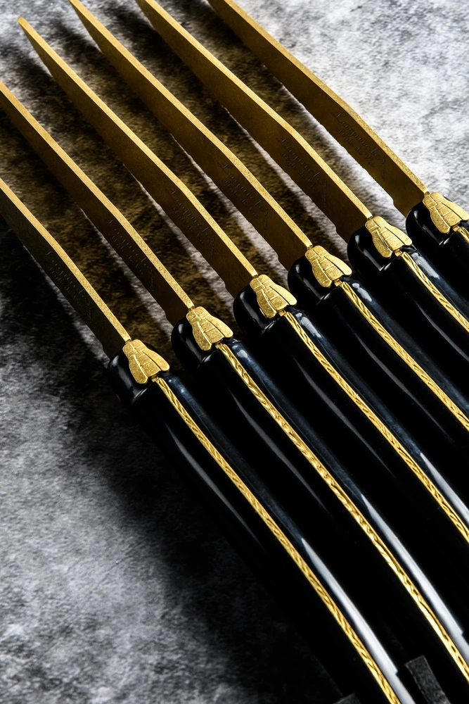 Laguiole Style De Vie Steakmessen Prestige Line Goud - 6 Stuks 2 Laguiole Style De Vie Steakmessen Prestige Line Goud - 6 Stuks - Afbeelding 2