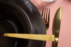 Studio Tavola Serviesset Samos - 18-delig / 6 Personen -Le Creuset Winkel ST Dark Brown 4 1 scaled