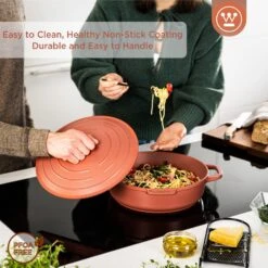 Westinghouse Hapjespan Performance - Rebel Red - ø 32 Cm / 5.8 Liter - Standaard Anti-aanbaklaag -Le Creuset Winkel WCCC0095L28OR 4 1