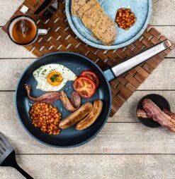 Westinghouse Koekenpan Performance - Bravery Blue - ø 24 Cm - Standaard Anti-aanbaklaag -Le Creuset Winkel WCFP0095024BL 8