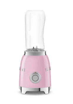 SMEG Smoothie Blender - Compact - Roze - 600 Ml - PBF01PKEU -Le Creuset Winkel WEB PBF01PKEU 3.jpg