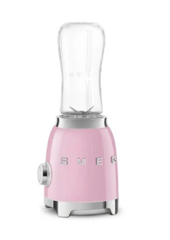 SMEG Smoothie Blender - Compact - Roze - 600 Ml - PBF01PKEU -Le Creuset Winkel WEB PBF01PKEU 6.jpg