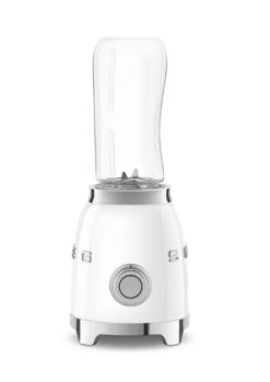 SMEG Smoothie Blender - Compact - Wit - 600 Ml - PBF01WHEU 11 SMEG Smoothie Blender - Compact - Wit - 600 Ml - PBF01WHEU -Le Creuset Winkel WEB PBF01WHEU 3.jpg