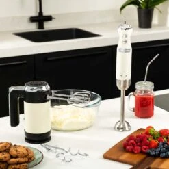 Westinghouse Staafmixer Retro Collections - 600 W - Vanilla White - WKHBS270WH 13 Westinghouse Staafmixer Retro Collections - 600 W - Vanilla White - WKHBS270WH -Le Creuset Winkel WKHBS270WH Retro Hand Blender 5