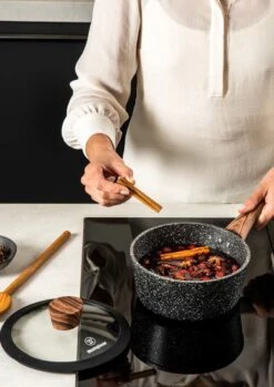 Westinghouse Steelpan Marble Wood - ø 20 Cm / 2.1 Liter -Le Creuset Winkel dgasga 1