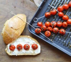 Valira Grillpan Aire - 28 X 28 Cm - Standaard Anti-aanbaklaag -Le Creuset Winkel grillpansfeerfoto