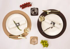 Jay Hill Placemats - Vegan Leer - Bruin / Zand - Dubbelzijdig - ø 38 Cm - 6 Stuks -Le Creuset Winkel jay hill placemat 7 1 scaled