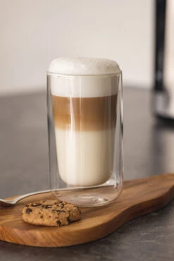 Jay Hill Melkopschuimkan - Zwart - 600 Ml 9 Jay Hill Melkopschuimkan - Zwart - 600 Ml -Le Creuset Winkel koffie 10 1 scaled