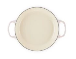 Le Creuset Braadpan Signature - Campagnard - Shell Pink - ø 26 Cm / 2.2 Liter 10 Le Creuset Braadpan Signature - Campagnard - Shell Pink - ø 26 Cm / 2.2 Liter -Le Creuset Winkel le creuset campagnard shell pink 26cm 2