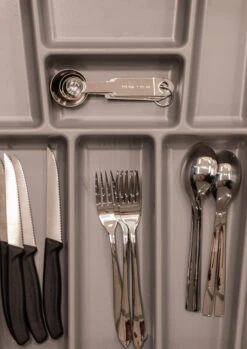 Sareva Maatlepels - RVS - 4-delig -Le Creuset Winkel maatschep01 1 scaled