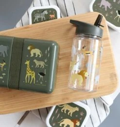 A Little Lovely Company Lunchbox - Savanne -Le Creuset Winkel sbsagr52 lr 5 lunch box savanna