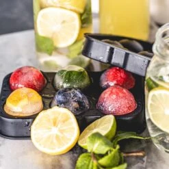 Sareva IJsblokjesvorm Set (4 Bollen & 4 Blokken) -Le Creuset Winkel sereva ijs sfeer 30 2