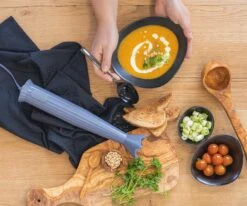 Alessi Staafmixer Set Plissé - Grijs - Michele De Lucchi - MDL10S G 9 Alessi Staafmixer Set Plissé - Grijs - Michele De Lucchi - MDL10S G -Le Creuset Winkel staafmixer 3 1