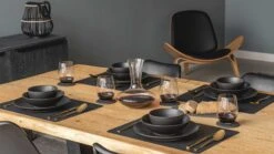 Studio Tavola Ontbijtborden Black Tie ø 19 Cm - 6 Stuks -Le Creuset Winkel tafel03 1 2 scaled