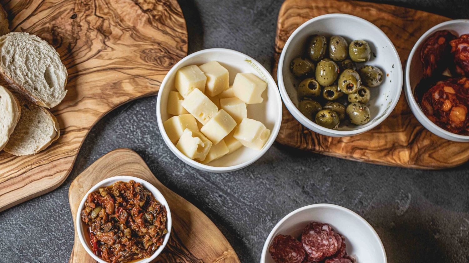 Jay Hill Serveerplank Tunea - Olijfhout - 28 X 14 Cm 5 Jay Hill Serveerplank Tunea - Olijfhout - 28 X 14 Cm - Afbeelding 5